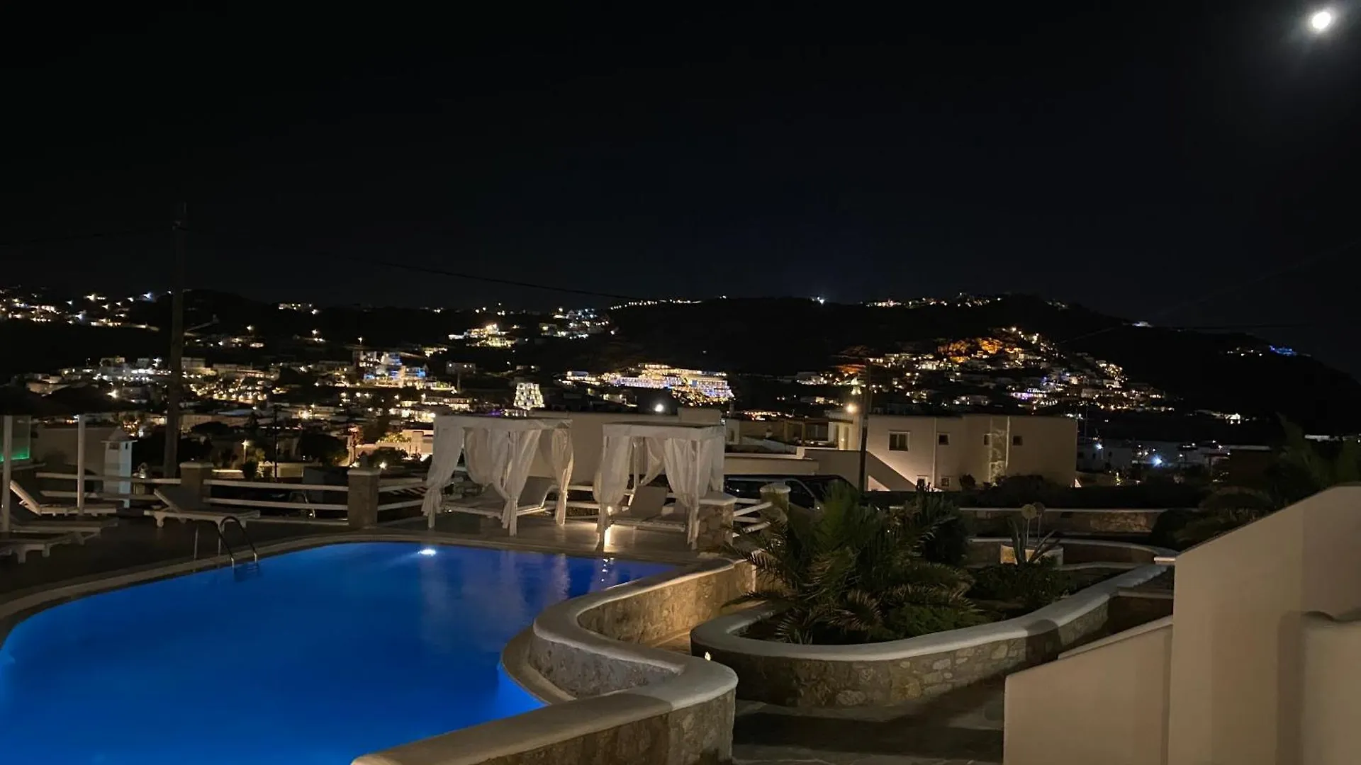 **  Casa Bianca Ξενοδοχείο Ορνός Ελλάδα